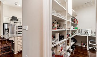17744 Pecan Shadows Dr, Baton Rouge, LA 70810