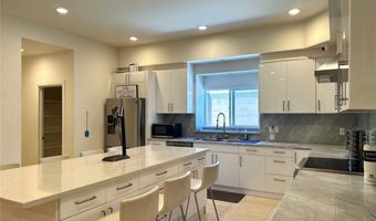 646 S Courson Dr, Anaheim, CA 92804