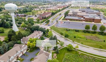 1 Parkside Ct, Algonquin, IL 60102