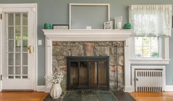 112 Main St, Bayonne, NJ 07035