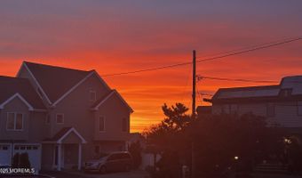 265 Cypress Dr, Bayville, NJ 08721