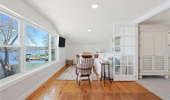 33 Airy Acres Dr, Glocester, RI 02814