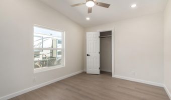 81 S TOMAHAWK Rd, Apache Junction, AZ 85119