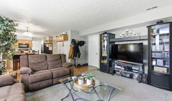 190 Springwood Dr, Avon, IN 46123