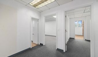 4200 DANIELS Ave, Annandale, VA 22003