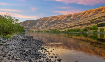 14286 Snake River Rd, Asotin, WA 99402