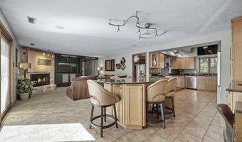 5937 County Road 427, Auburn, IN 46706