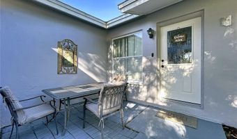 6040 FRANCIS Dr, Apollo Beach, FL 33572