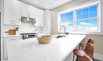 16 17TH St NE 312, Washington, DC 20002