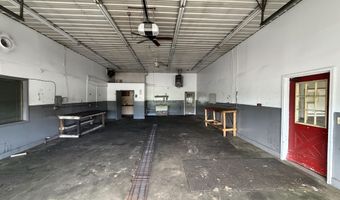 1141 26th St, Allegan, MI 49010