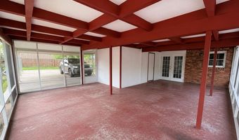 2408 Whispering Pines Cir, Albany, GA 31707