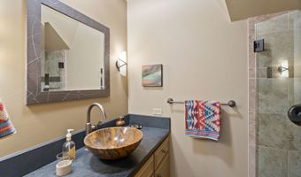 1160 Swan Horseshoe Dr, Bigfork, MT 59911