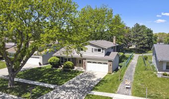 1570 W Goldengate Dr, Addison, IL 60101