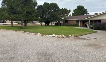 502 Farris St, Carlsbad, NM 88220