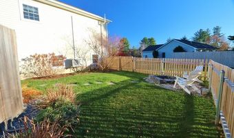 14 Virginia Ln, Bangor, ME 04401