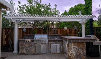 5230 E Henderson Ct, Antioch, CA 94531