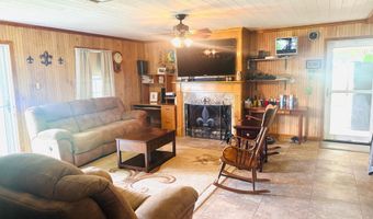 13932 Navaho St, Abbeville, LA 70510