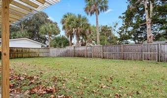 490 MAKO Dr, Atlantic Beach, FL 32233