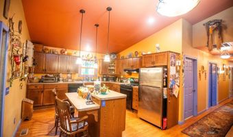 1379 Sandusky Rd, Albany, OH 45710
