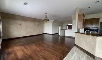 808 Dennis Way, Carlsbad, NM 88220