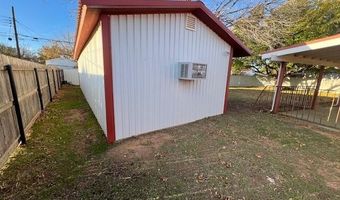 1615 Avenue F, Abernathy, TX 79311