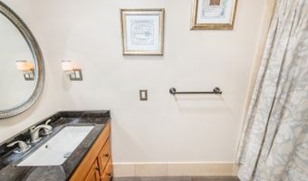 312 Mountainside Dr, Alloway, NJ 07422