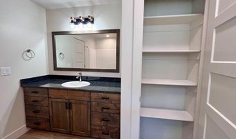 1068 Alpine Ave, Chubbuck, ID 83202