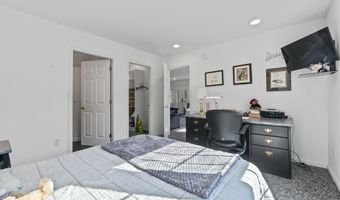 146 Parkwood Dr, Augusta, ME 04330