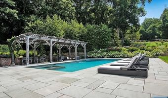 393 Anderson Ave, Alpine, NJ 07620