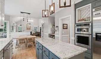 5050 Southlake Dr, Alpharetta, GA 30005