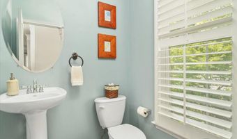 25030 GRAYWACKE Dr, Aldie, VA 20105