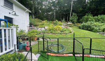 17 James St, Bangor, ME 04401