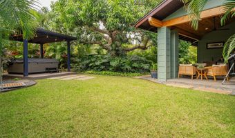 427 Akoakoa Pl, Kailua, HI 96734