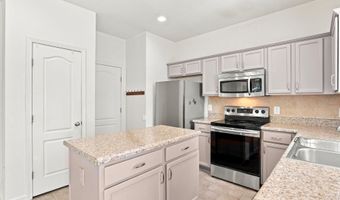 133 Star Ct, Aberdeen, NC 28315