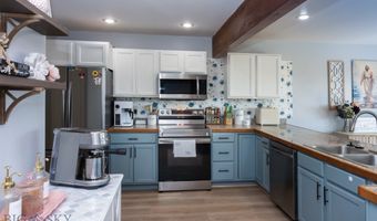 1123 N River Rock Dr 2, Belgrade, MT 59714