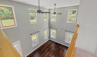 72 Morrill Dr, Burlington, VT 05408