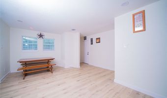 107 W Purdom Ave, Alvarado, TX 76009