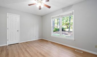 8736 Manns Loop Rd, Apex, NC 27539
