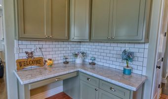 2112 Westridge Rd, Carlsbad, NM 88220