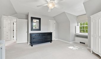 1011 Midway Dr, Auburn, IN 46706