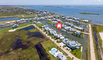 1009 Fiji Dr, Rockport, TX 78382
