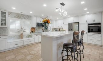 10629 Meadow Glen Way E, Escondido, CA 92026