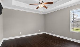 608 Surrey Ln, Benton, AR 72015