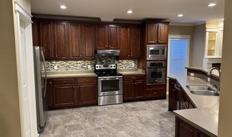 190 Merry Wood Dr, Arab, AL 35016