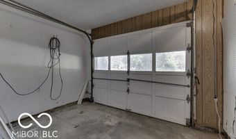 18 Maple Dr, Bargersville, IN 46106