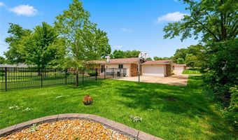 409 Mayfair Dr, Ballwin, MO 63011