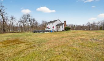 22 Emerald Ln, Bethany, CT 06524