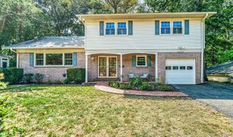 8402 CAMDEN St, Alexandria, VA 22308