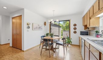 847 E WINDFIELD Pl, Appleton, WI 54911