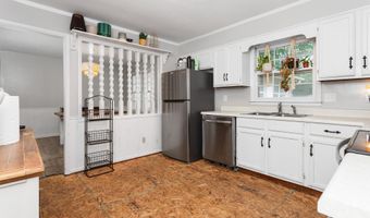 1938 CANTERBURY Sq, Anniston, AL 36207